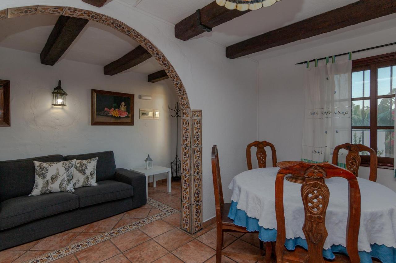 Вилла Casa Cucu Тасакорте Экстерьер фото